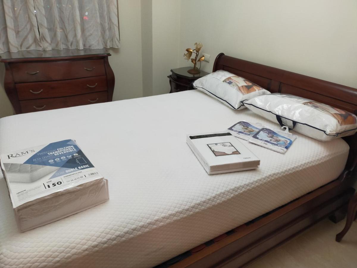 Paseo Maritimo Antonio Banderas Lejlighed Málaga Eksteriør billede